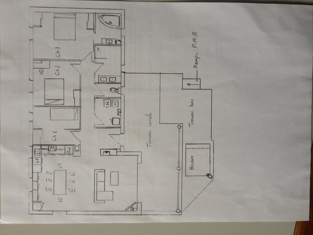 Villa Confina Villanova ภายนอก รูปภาพ