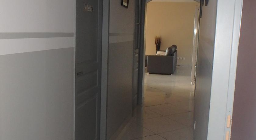 Villa Confina Villanova ภายนอก รูปภาพ