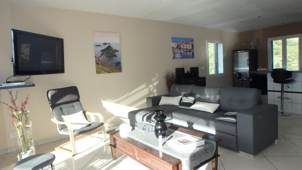 Villa Confina Villanova ภายนอก รูปภาพ